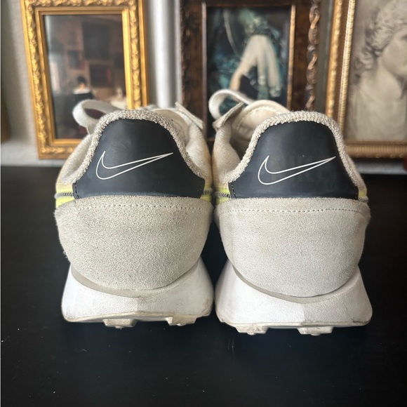 Nike Women's Athletic Shoes - Cream and White - Picture 3 of 8